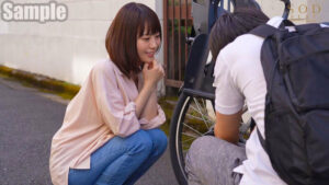 1stars00999│保育園に子供を送ってから迎えまでの8時間 長男のサッカースポ少のコーチと、不倫セックスしまくっている絶倫ママチャリ妻。 天宮花南│人妻素人