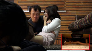 h_1724m803g00011│コタツの中のエロい美脚！童心にかえってこたつに潜って悪戯から声を●して快楽SEX！│人妻素人