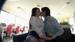 57bdst01202│Yシャツ弾ける5秒前！！【優しいJカップ同僚 事務所でイチャイチャSEX】このオッパイ、まだまだ成長中… 水原みその│人妻素人