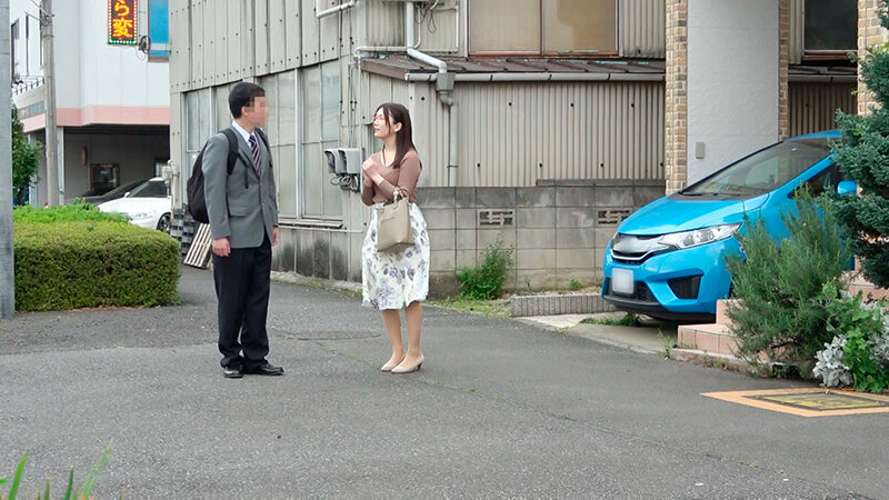 dvmm00020│顔出しMM号 美人妻限定 ザ・マジックミラー 仲良しママ友対抗!童貞逆ナンパ射精バトル!! 2 出会ったばかりの年下童貞を人妻が恥じらいながらも手コキ・オナホコキ・フェラ!筆おろし中出し!!│人妻素人
