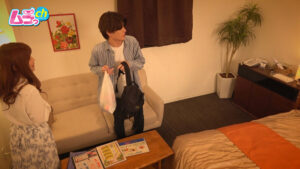 h_1534grmo00194│ホテル部屋REC パートナーだけでは満足できない！出会ったばかりのヤリモク相手と本命には出来ないド変態プレイで乱れまくるドM人妻とドSイケメン│人妻素人