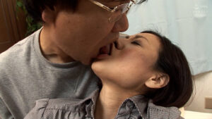 h_1724m754g00004│歳を重ねるごとにエロくなる熟年夫婦の赤裸々変態性生活!│人妻素人