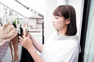 h_1604pjab00007│夫とは違う指が私の体を弄ぶ 本田瞳│人妻素人