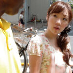 h_460mbm00980│「やっぱり大きいのかな」「ちょっと興味あるかも」黒人にナンパされた熟女さんはデカマラに興味津々 想像以上の巨根を膣奥まで突っ込まれ狂ったようにイキまくる 黒人マラで昇天する素人熟女12人4時間SP3│人妻素人