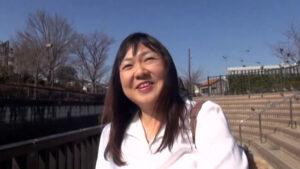 h_125tr02507│五十路豊満婦人 ボインなマダム4人の熟れすぎた乳房 ぽっちゃりムチっとした豊満なカラダと大きな乳房と中出しセックス│人妻素人