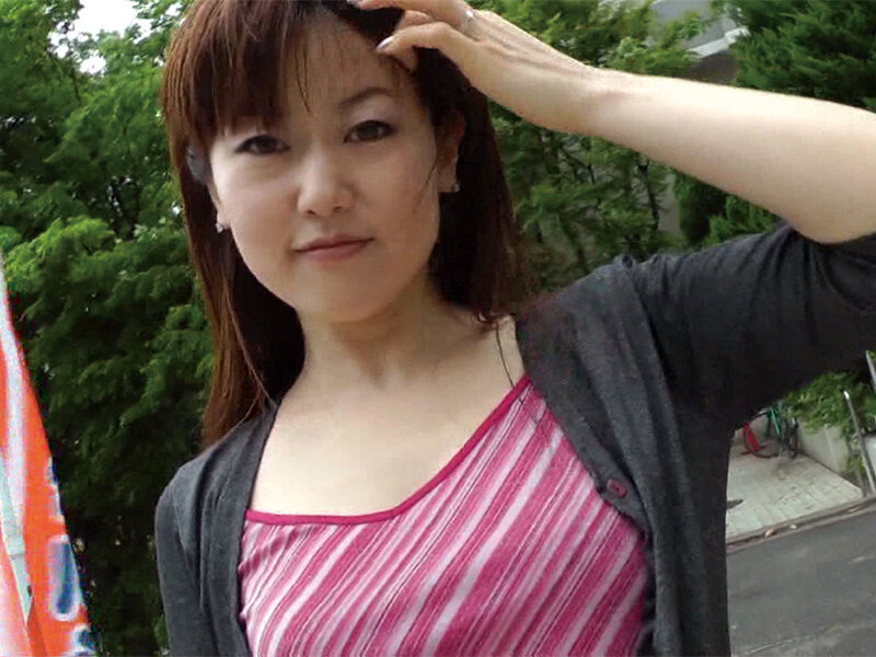 nanx00300│ナンパした人妻がドスケベ過ぎて中出ししちゃいました!│人妻素人