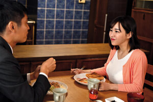 h_1100hzgd00305│旦那とのSEXでは正常位しか経験がなかったのに…義父の変態プレイに調教され続けました。 芦名ほのか│人妻素人