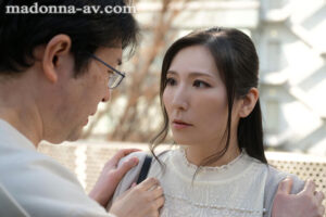 jur00443│寝取らせ串刺し輪● 愛する妻を深奥まで犯し尽くして下さい―。 椎名ゆな│人妻素人