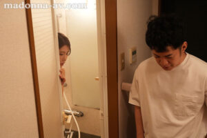 jur00479│妻の妊娠中、オナニーすらも禁じられた僕は上京してきた義母・真由香さんに何度も種付けSEXをしてしまった…。 瑶真由香│人妻素人