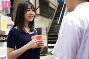 midv00021│昔の地味な教え子に再会したら綺麗な人妻になっていた… 旦那に浮気された彼女を誘ったら何度も何度も中出しできた。 つぼみ│人妻素人