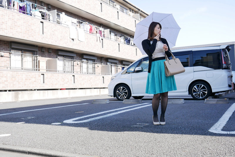 sykh00077│「立ちんぼ妻」 B級熟女 恵美子46歳│人妻素人