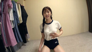 1okb00185│神乃るな ムチムチ美尻 神ブルマ 美少女やぽっちゃり娘らにピチピチブルマ＆体操着を着せ、ハミパン、ムレムレワレメを毛穴まで見えるほどの超ドアップ接写！さらに尻コキ、着衣お漏らし放尿やブルマぶっかけ等ブルマ好きに送る完全着衣フェチAV│人妻素人