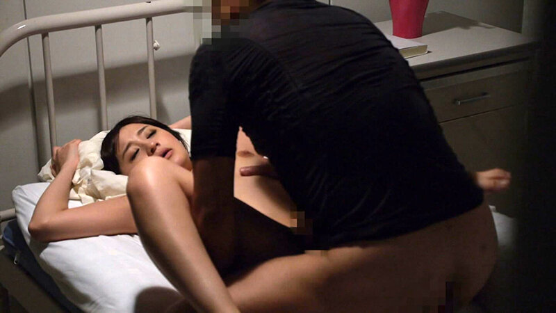 h_1724a155b00004│欲求不満な美人ナースの誘惑!患者さんのザーメンを抜いてあげるのもお仕事です!│人妻素人