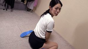 1okb00190│澄河美花 ムチムチ美尻 神ブルマ 美少女やぽっちゃり娘らにピチピチブルマ＆体操着を着せ、ハミパン、ムレムレワレメを毛穴まで見えるほどの超ドアップ接写！さらに尻コキ、着衣お漏らし放尿やブルマぶっかけ等ブルマ好きに送る完全着衣フェチAV│人妻素人