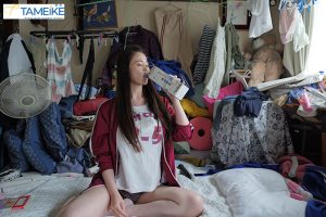 mfyd00200│だらしない性格の爆乳叔母さんと、むせ返るようなゴミ部屋で1週間ヤリまくったー。 壇玲奈│人妻素人